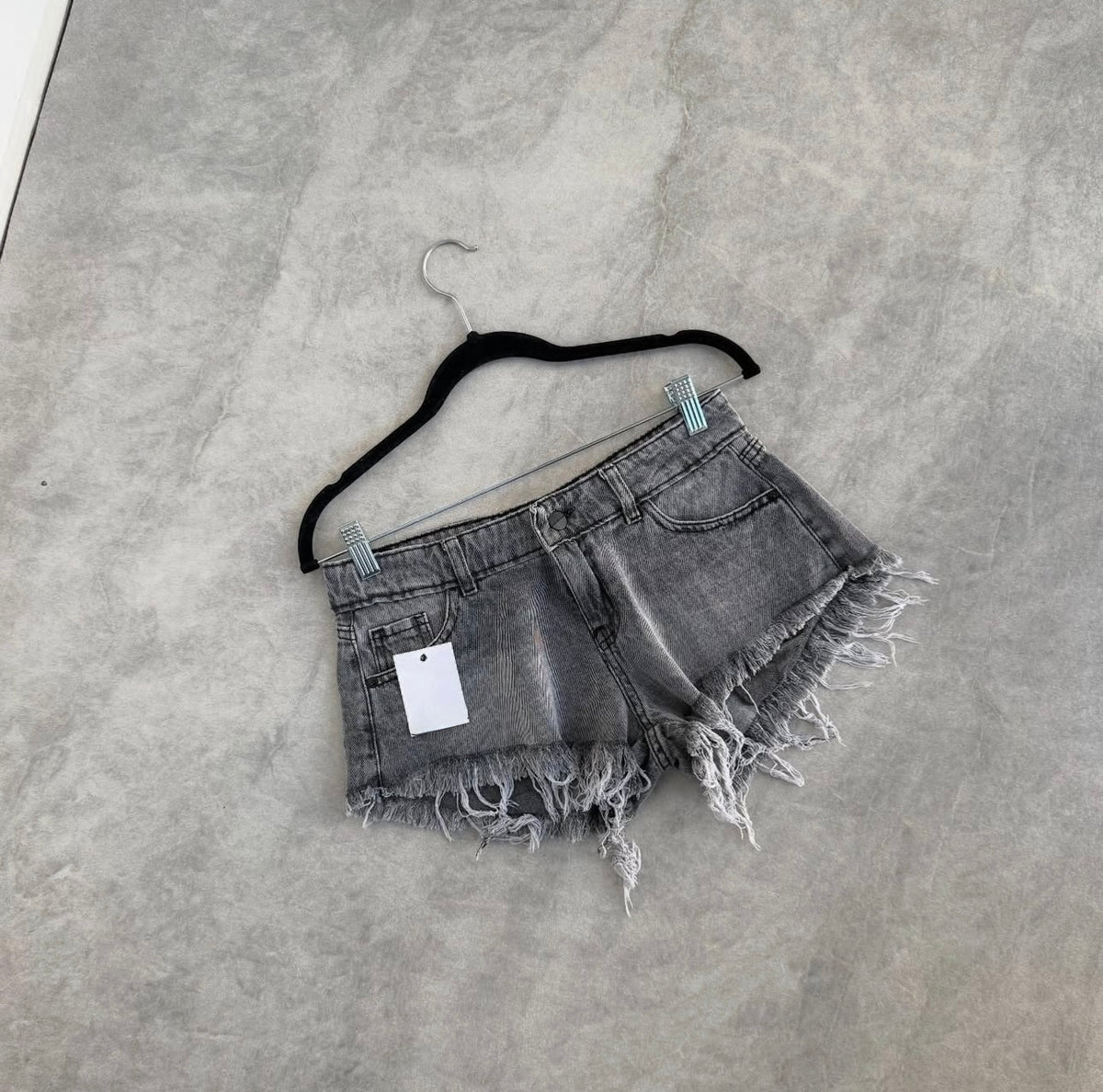 SHORT DELSEN