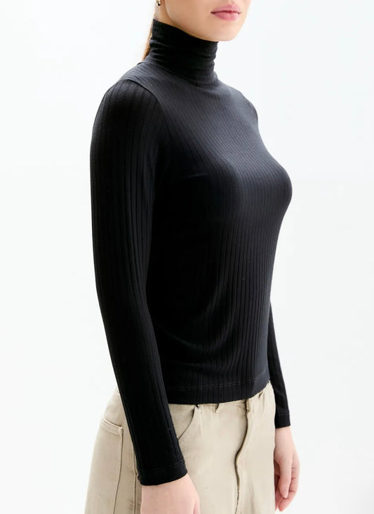 POLERA UTTHE