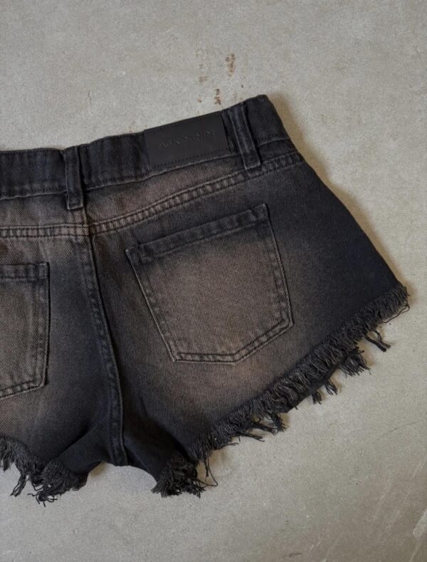 SHORT TIRO BAJO FADED - Imagen 2