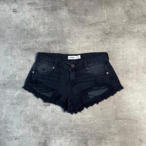 SHORT BLACK