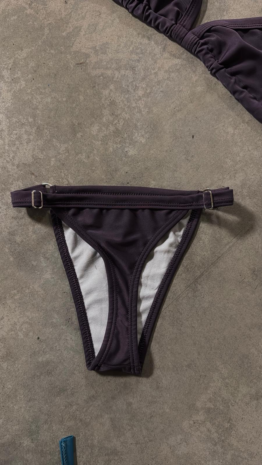 BIKINI BASIC - Imagen 2