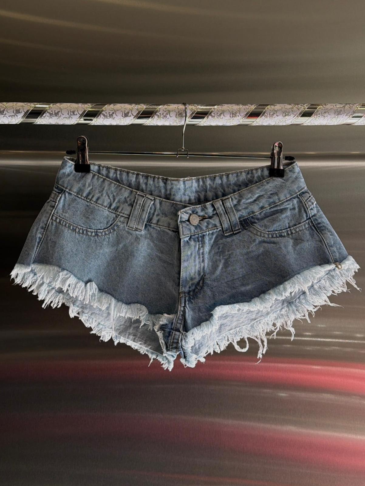 SHORT NEV (PREVENTA)